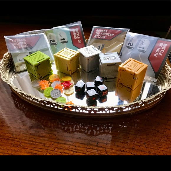 Lot STAR WARS Battle Cubes Polly Pocket Size Cube Toys Game Pcs Paperwork Dice - Picture 3 of 16